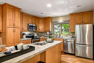 18710 28th Ave N, Plymouth, MN 55447 - Photo 3