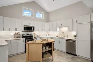 783 Berwood Ave, Vadnais Heights, MN 55127 - Photo 11