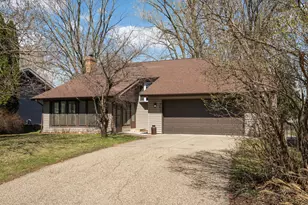 783 Berwood Ave, Vadnais Heights, MN 55127 - Photo 37