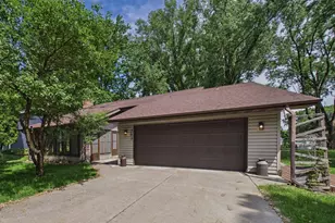783 Berwood Ave, Vadnais Heights, MN 55127 - Photo 1