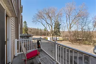 304 Pondridge Cir, Wayzata, MN 55391 - Photo 19