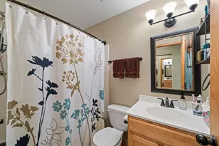 304 Pondridge Cir, Wayzata, MN 55391 - Photo 19