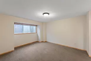 304 Pondridge Cir, Wayzata, MN 55391 - Photo 13