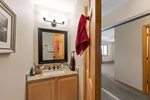 304 Pondridge Cir, Wayzata, MN 55391 - Photo 17