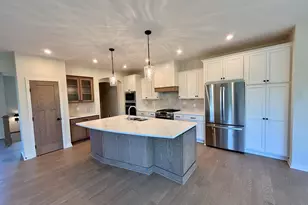 4636 Fable Rd N, Hugo, MN 55038 - Photo 7
