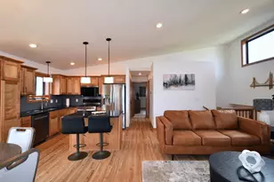 109 Fairway St., Zumbrota, MN 55992 - Photo 9