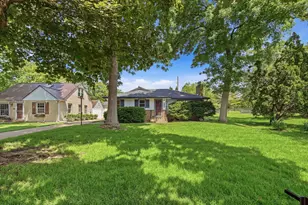 2717 30th Ave NE, Saint Anthony, MN 55418 - Photo 3