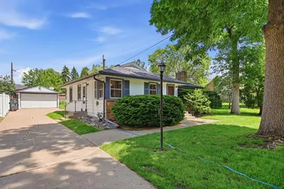 2717 30th Avenue NE, Saint Anthony, MN 55418 - Photo 5