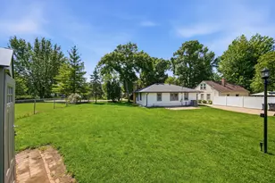 2717 30th Ave NE, Saint Anthony, MN 55418 - Photo 31