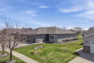 4346 46th Ave S, Fargo, ND 58104 - Photo 33