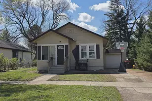218 West Broadway St, Redwood Falls, MN 56283 - Photo 1