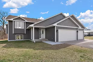 13813 298th Ave, Princeton, MN 55371 - Photo 3