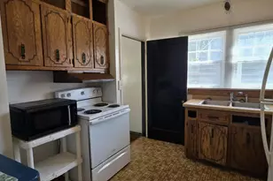 122 W 5th St, Litchfield, MN 55355 - Photo 3