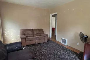 122 W 5th St, Litchfield, MN 55355 - Photo 5