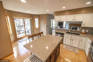 16368 Hudson Ct, Lakeville, MN 55044 - Photo 9