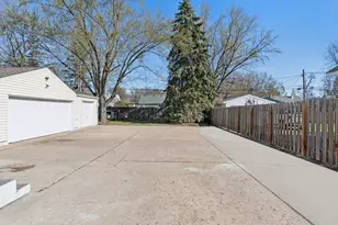 753 E Main St, Anoka, MN 55303 - Photo 5
