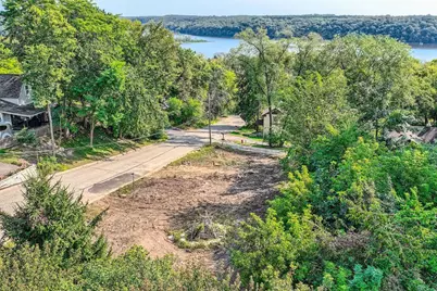 1824 1st Street N, Stillwater, MN 55082 - Photo 1