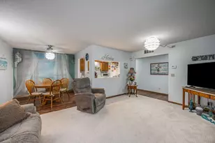 232 S Dewey St, Fairmont, MN 56031 - Photo 15