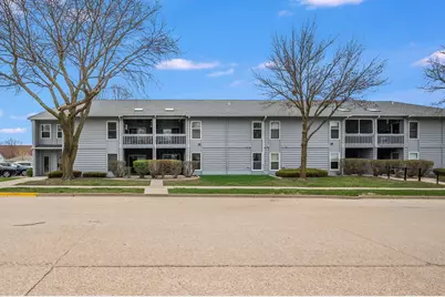 232 S Dewey Street #102, Fairmont, MN 56031 - Photo 1