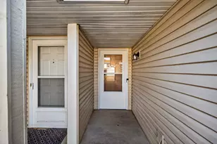 2841 67th Ln N, Brooklyn Center, MN 55430 - Photo 37