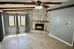 905 W Chestnut Ave, Olivia, MN 56277 - Photo 7