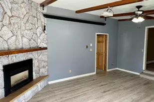 905 W Chestnut Ave, Olivia, MN 56277 - Photo 9