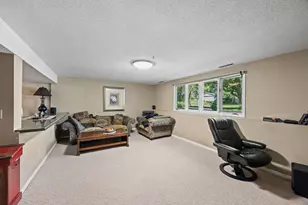 18885 Valley View Rd, Eden Prairie, MN 55346 - Photo 25