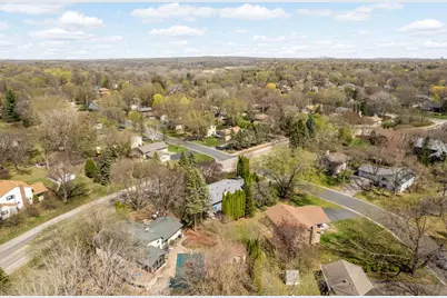 18885 Valley View Road, Eden Prairie, MN 55346 - Photo 35