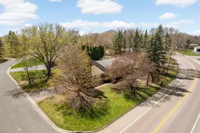 18885 Valley View Road, Eden Prairie, MN 55346 - Photo 33