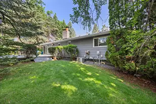 18885 Valley View Rd, Eden Prairie, MN 55346 - Photo 45