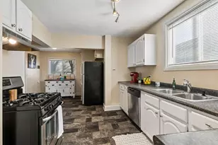 885 Case Ave, Saint Paul, MN 55106 - Photo 13