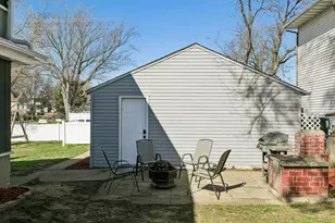 885 Case Ave, Saint Paul, MN 55106 - Photo 39