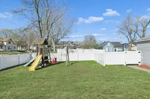 885 Case Ave, Saint Paul, MN 55106 - Photo 35