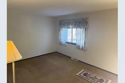 409 Dorland Place, Maplewood, MN 55119 - Photo 13