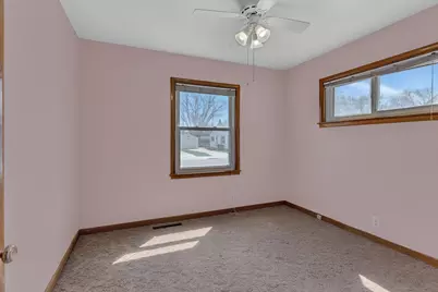813 Augusta Avenue, Willmar, MN 56201 - Photo 11