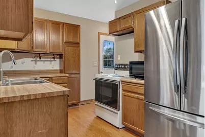813 Augusta Avenue, Willmar, MN 56201 - Photo 5