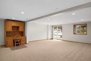 110 Mayo Dr, Burnsville, MN 55337 - Photo 19