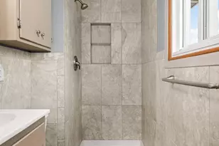 110 Mayo Dr, Burnsville, MN 55337 - Photo 15