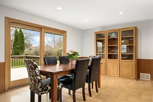 110 Mayo Dr, Burnsville, MN 55337 - Photo 11