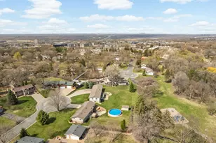 110 Mayo Dr, Burnsville, MN 55337 - Photo 37