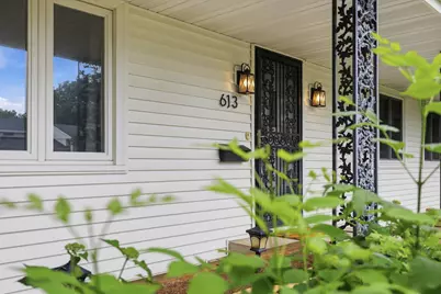 613 Monroe Street S, Shakopee, MN 55379 - Photo 5