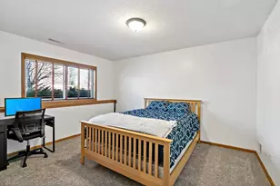 10732 Falling Water Ln, Woodbury, MN 55129 - Photo 19