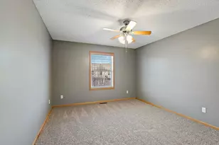 10732 Falling Water Ln, Woodbury, MN 55129 - Photo 17