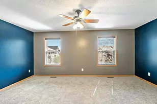 10732 Falling Water Ln, Woodbury, MN 55129 - Photo 15