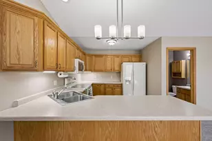 1135 Hidden Ln, New Richmond, WI 54017 - Photo 7