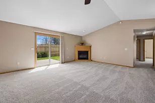 1135 Hidden Ln, New Richmond, WI 54017 - Photo 5