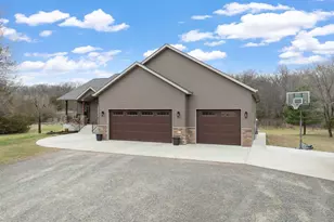 21032 Franklin Rd, Clearwater, MN 55320 - Photo 3