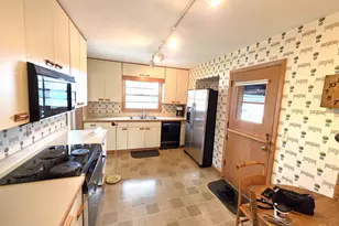 6308 Ewing Ave S, Edina, MN 55410 - Photo 5