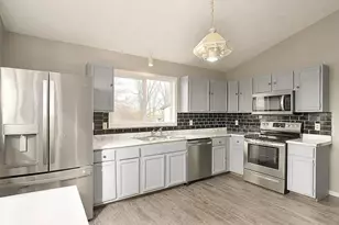 1068 122nd Ave NW, Coon Rapids, MN 55448 - Photo 5