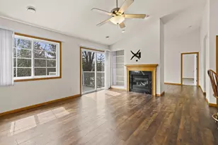 204 Heritage Ln, Circle Pines, MN 55014 - Photo 5
